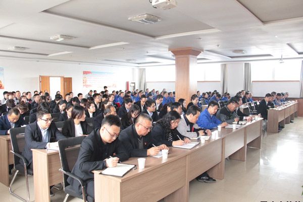 市委第四巡察組巡察平?jīng)鲢垂竟ぷ鲃訂T會召開(圖5) 市委第四巡察組巡察平?jīng)鲢垂竟ぷ鲃訂T會召開(圖5)