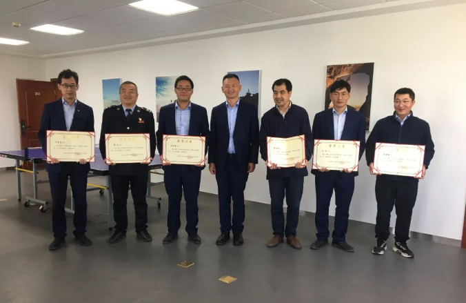 市產(chǎn)投集團團委舉辦“慶五一、迎五四”球類聯(lián)誼比賽(圖4)