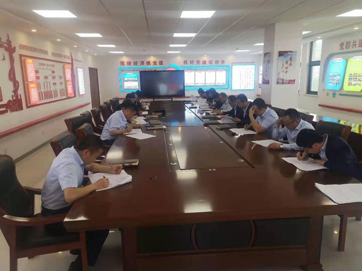 市產(chǎn)投集團(tuán)開展中高層管理人員季度培訓(xùn)測試(圖2) 市產(chǎn)投集團(tuán)開展中高層管理人員季度培訓(xùn)測試(圖2)